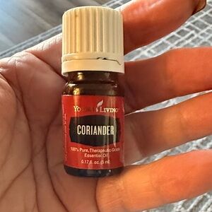 Young Living 100% Coriander Essential
Oil 5ml